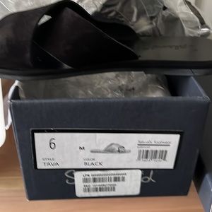 Splendid Size 6 black suede sandals